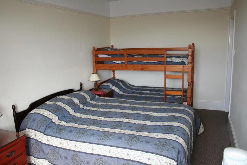 The Wootons Inn Tintagel Dış mekan fotoğraf
